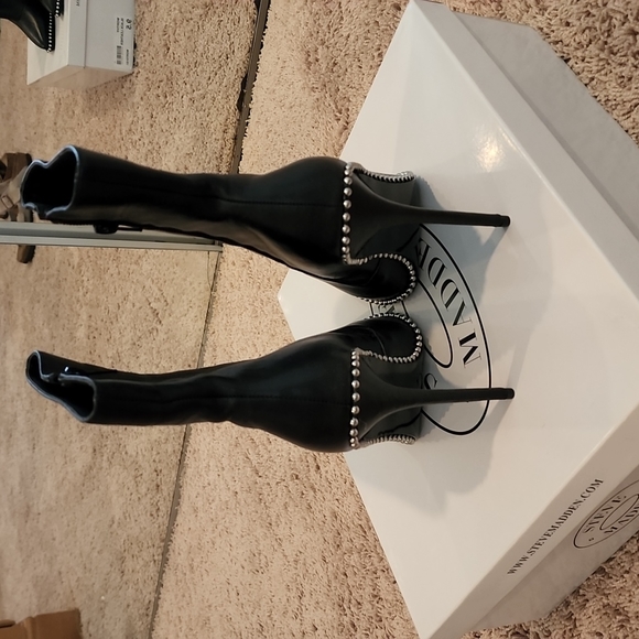 Steve madden studded ankle booties - Picture 4 of 4